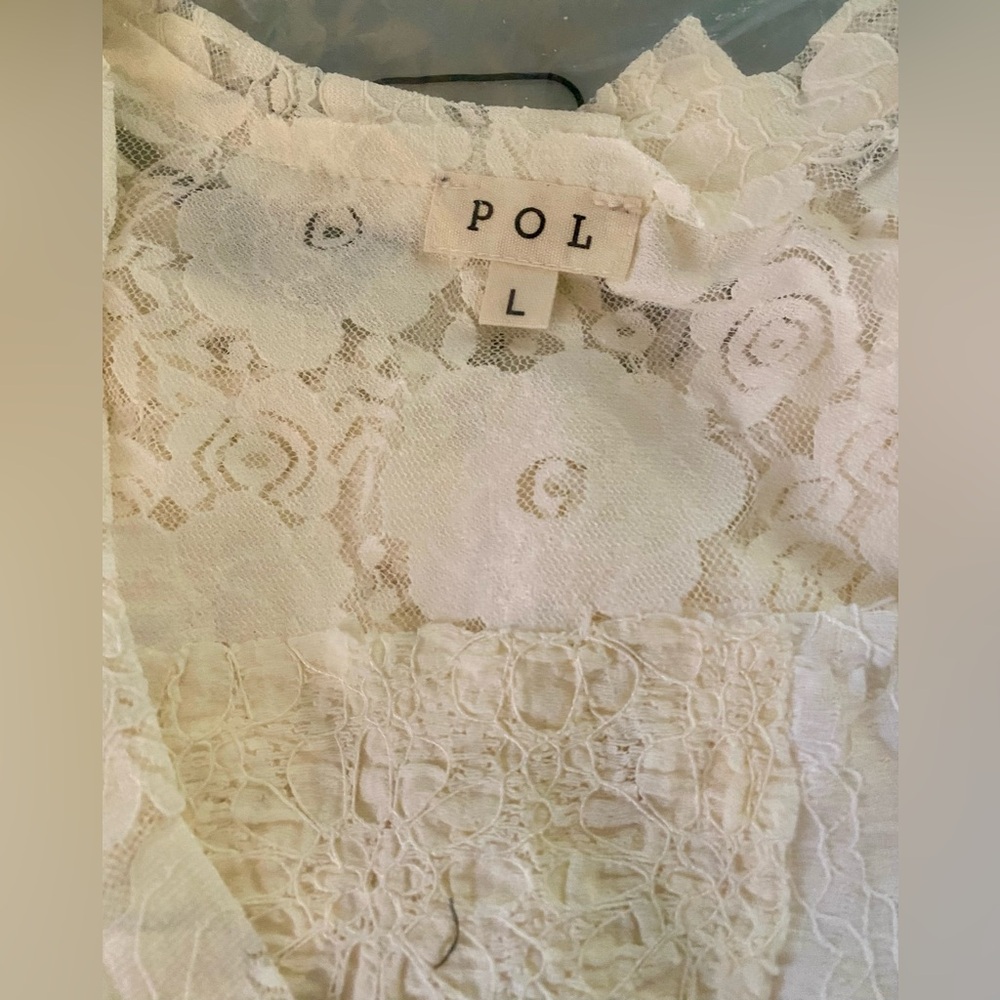 POL Asymmetrical Cream Lace Patchwork Oversized T… - image 4